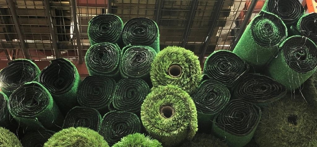 Artificial grass lawn for modern garden landscaping