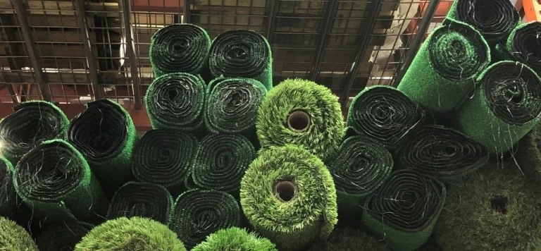 Features to consider when choosing the perfect artificial grass